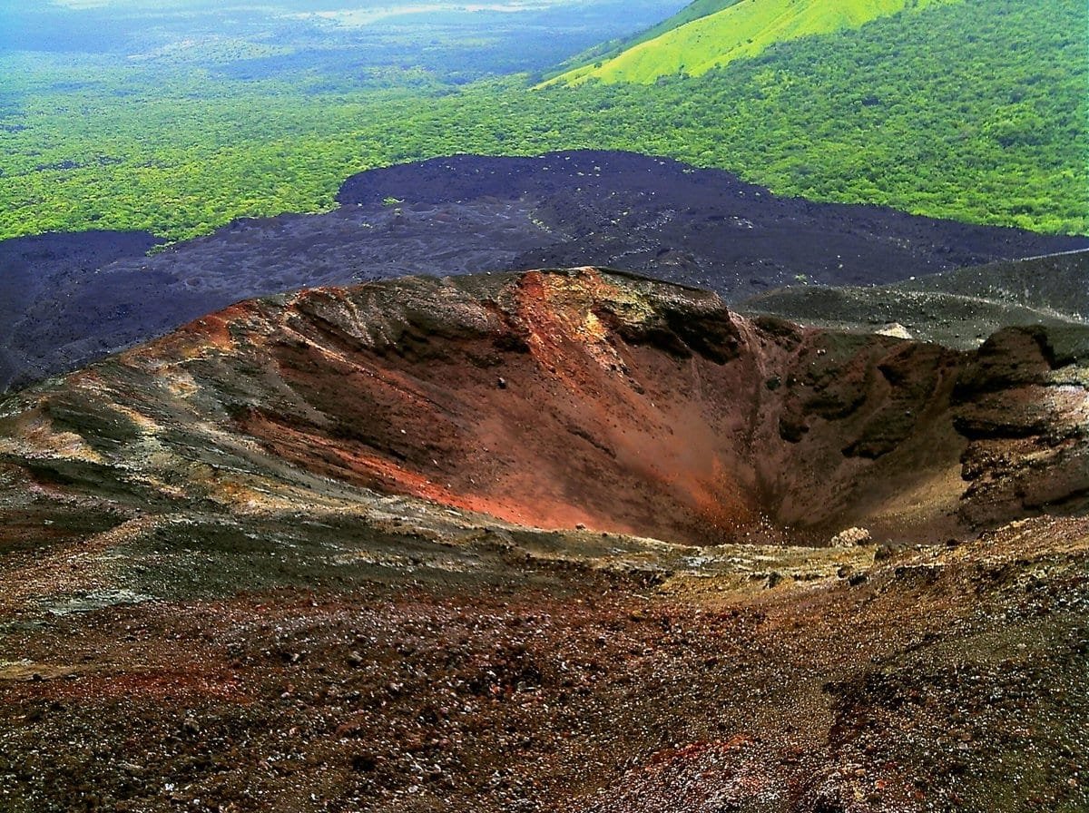 cerro negro nicaraguas young and active cinder cone volcano scaled