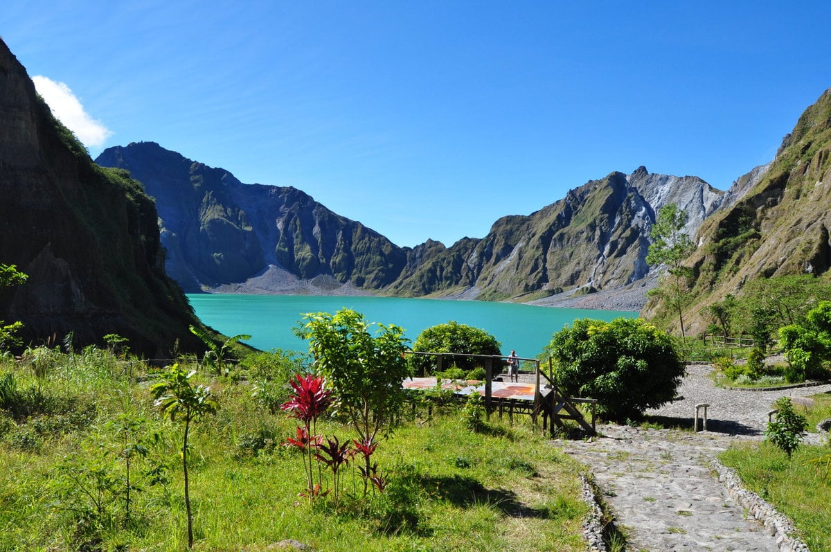 mount pinatubo scaled