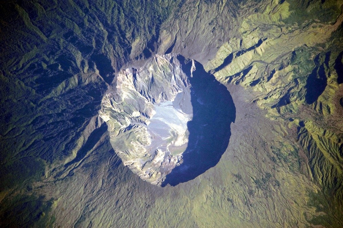 mount tambora scaled