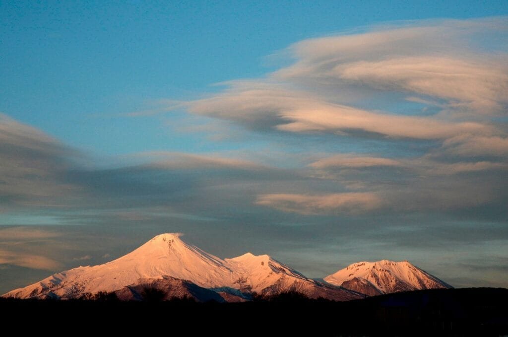 10 Must-Visit Dormant Volcanoes for Travelers