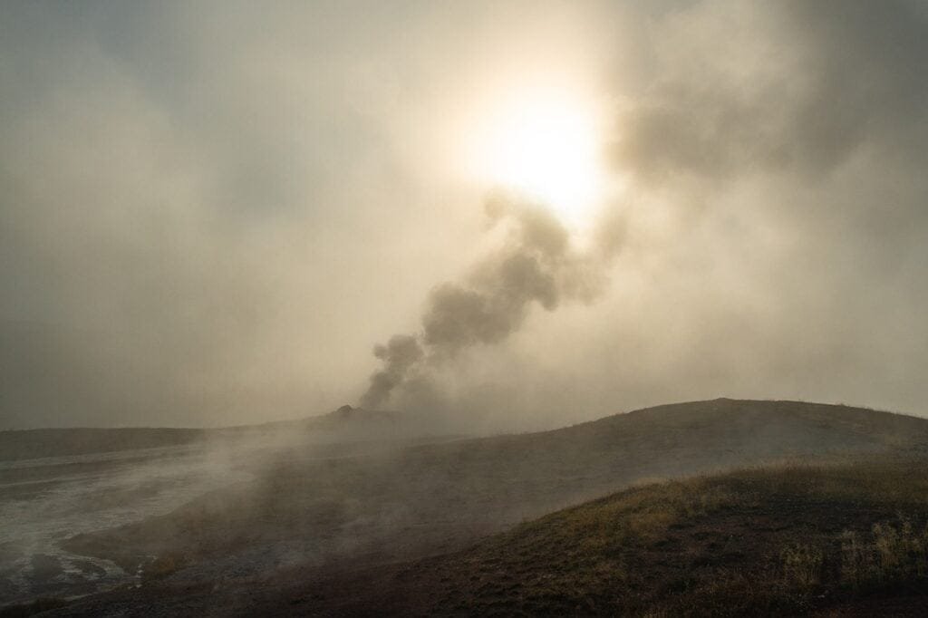 Comparing the Environmental Impact of Volcanic Geothermal Energy and Traditional Energy