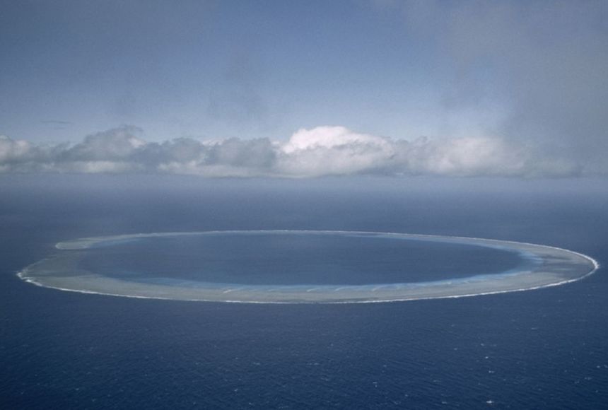 Differentiating Volcanic Islands and Coral Islands