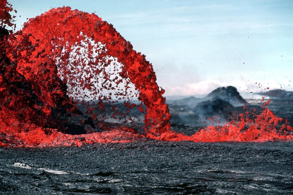 exploring the types and eruption patterns of extinct volcanoes 2