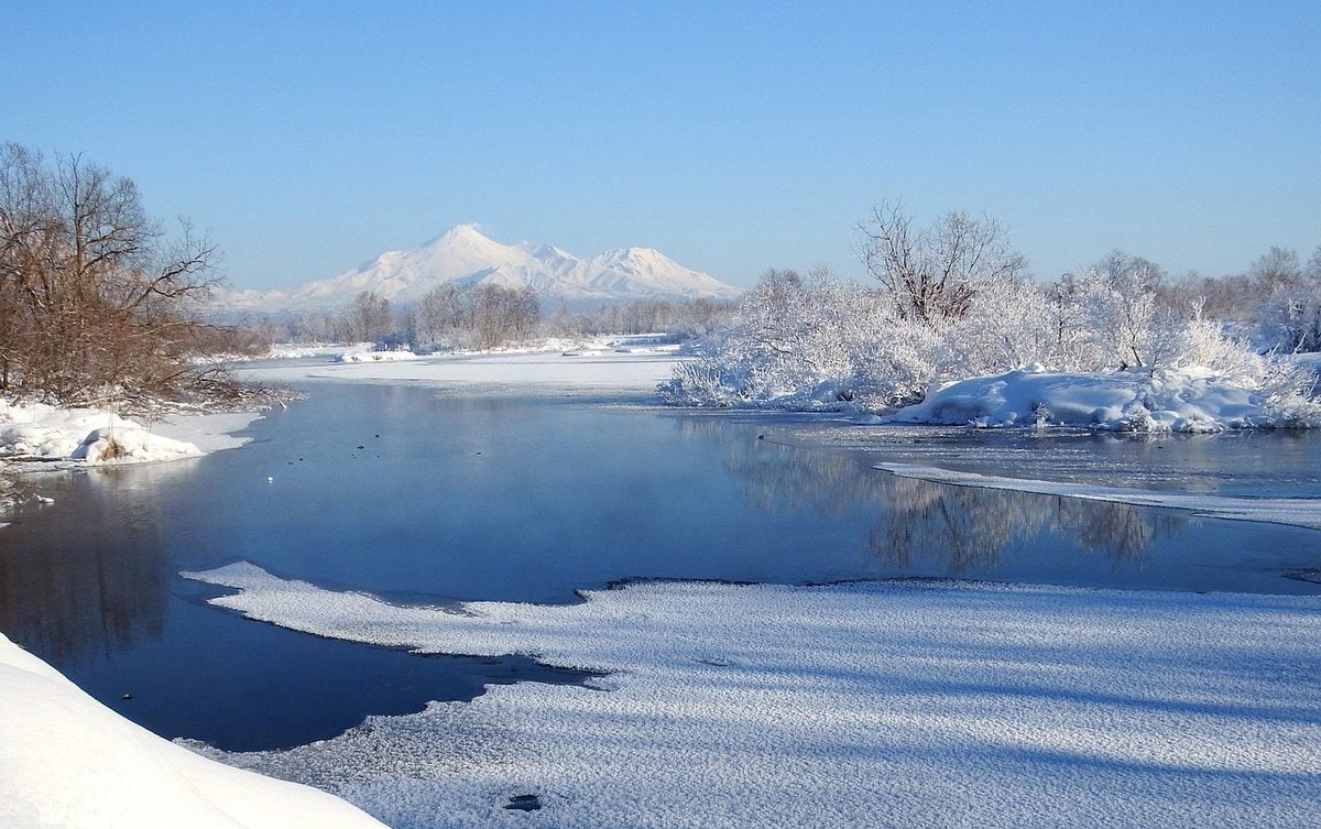 understanding the differences between active and dormant volcanoes 1